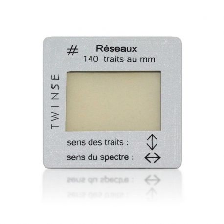 Diffraction grating DO-115003. Slide 140 grooves/mm
