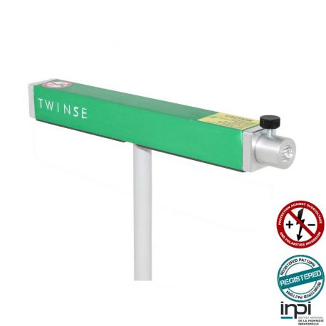 Laser light source three uses DO-108016. Green laser 532 nm.