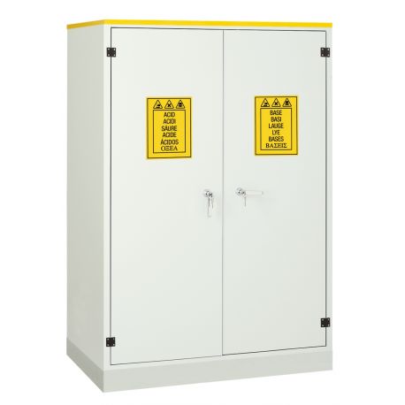 CS-105 basic PVC safety cabinet. Two doors 1140x600x1600 mm