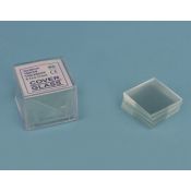 Square coverslips 24x24 mm. Caps 100 pieces