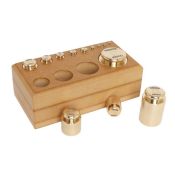 Balanza dos platos con pesos CH0017B-PH0037C. Capacidad 2000 gramos en 1 g