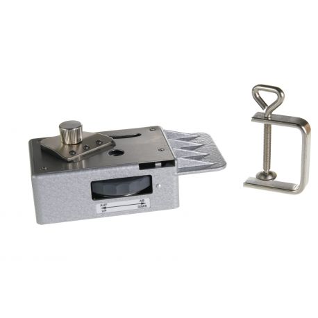 Microtomo mecánico manual de mesa Euromex MT-5503. Cortes