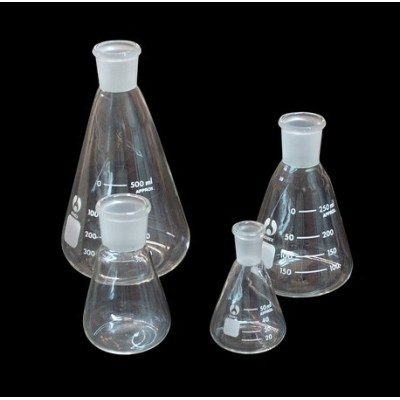 Matràs Erlenmeyer esmerilat 14/23. Capacitat 25 ml