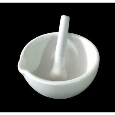 Morter porcellana amb bec i mà. Mides 45x100 mm (150 ml)