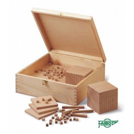 Bloques multibase madera base 10 F-146. Caja 121 piezas