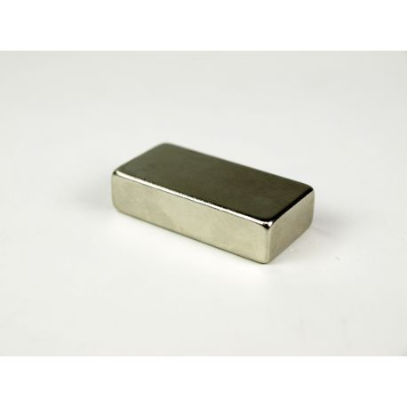 Imant neodimi rectangular. Mides 40x20x10 mm