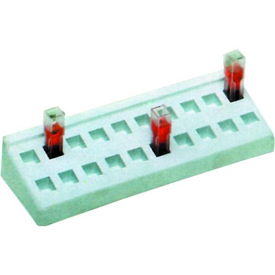Gradeta plàstic PE adequada cubetes 10 mm. Capacitat 20 cubetes