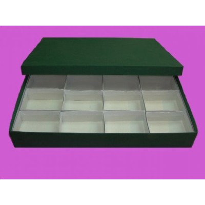 Caja minerales cartón 16 piezas. Compartimentos 95x70x50 mm
